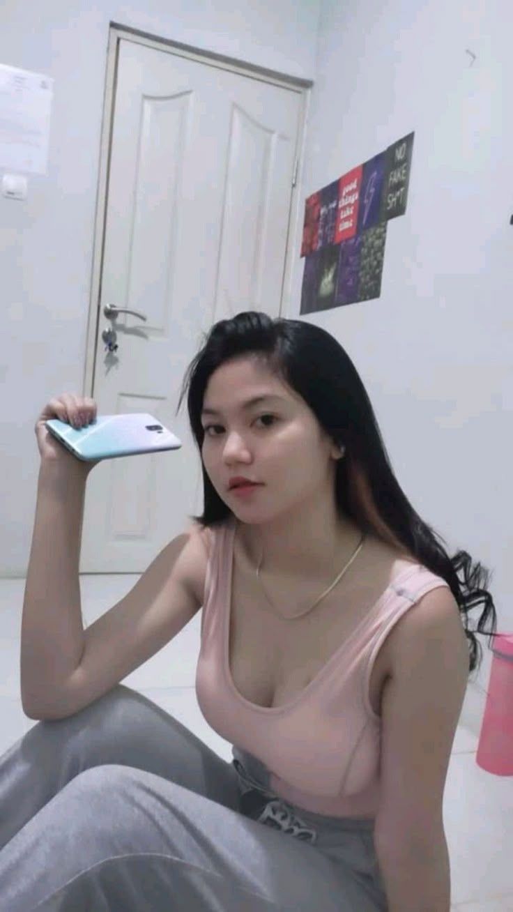 Viral Abg Indo Baru Tau Ternyata Meki bisa dimasukin timun New Trending Viral 2025