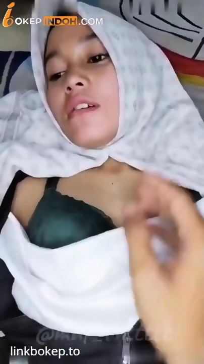 2026 Viral Jilbab Lagi Jalan Jalan Ama Ayang Tiba Tiba S4nge Munta Di Sefongin Di Toilet Umum