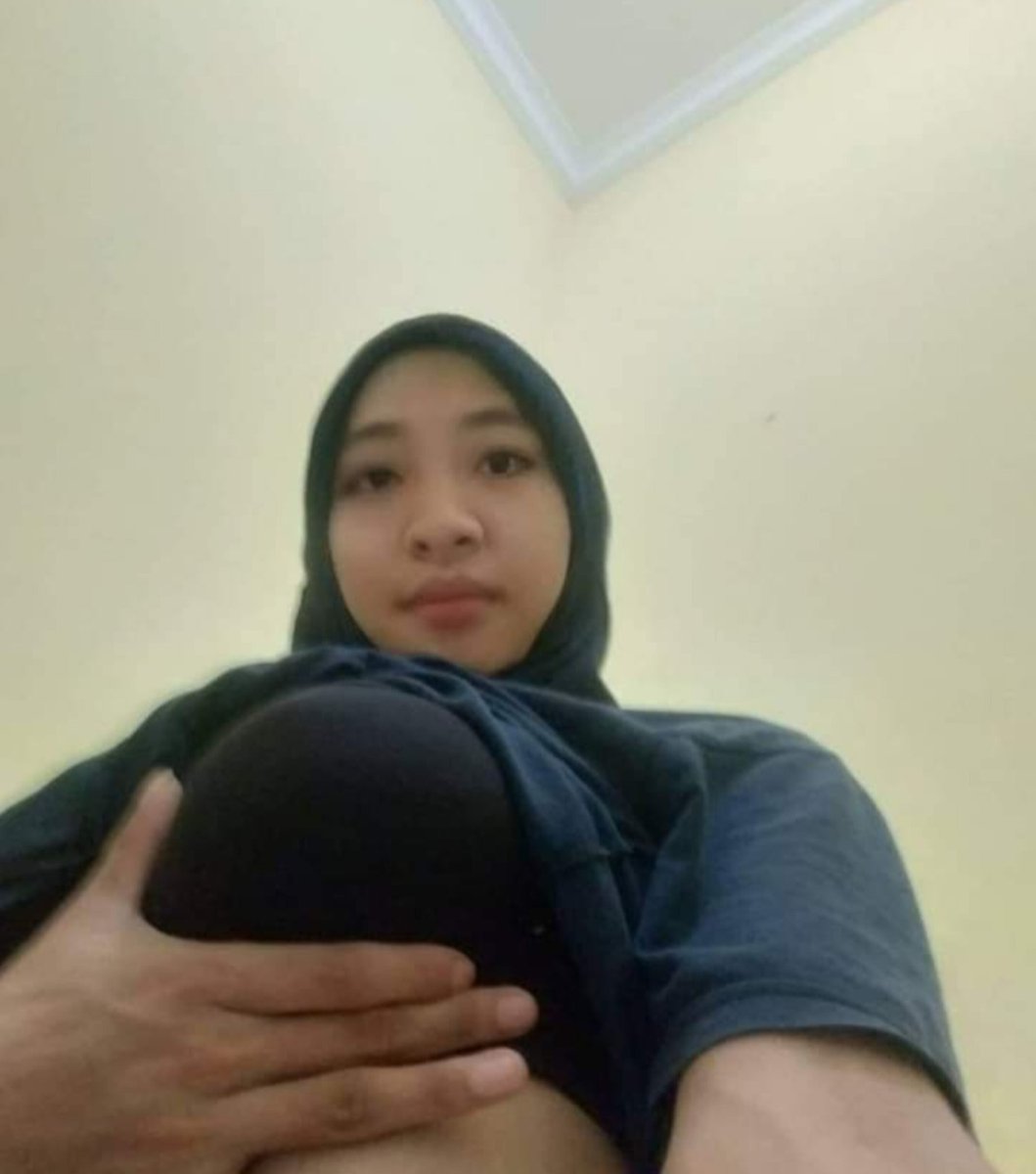 SMA Viral Hijab Indo ABG Ukhti Dini Oskaria 2026 Terbaru Pasrah Membelah Durian Pink Malam Minggu Top Trending Global New Generation Indonesia Official